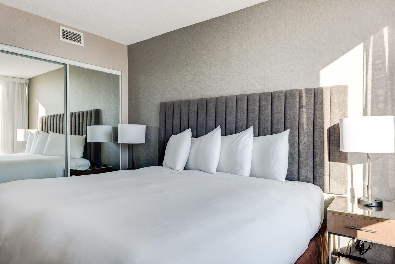 Carmana Hotel & Suites Vancouver Eksteriør bilde