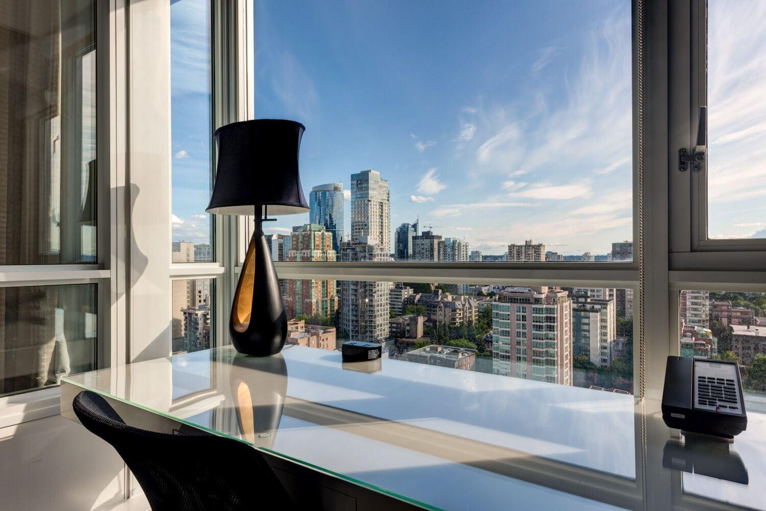 Carmana Hotel & Suites Vancouver Eksteriør bilde