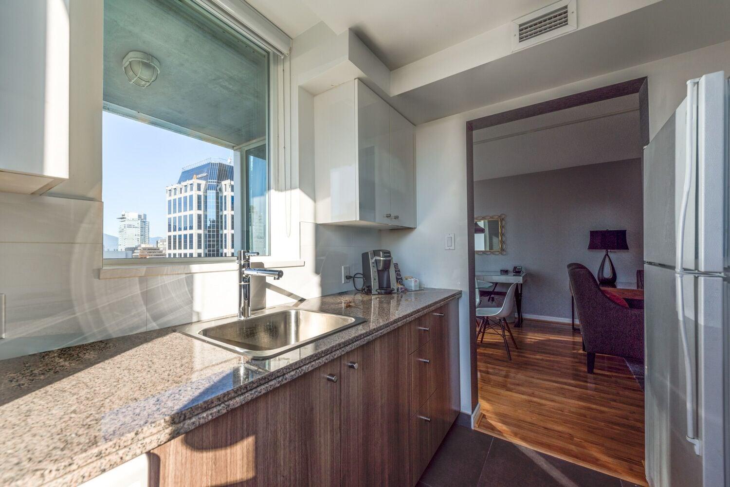 Carmana Hotel & Suites Vancouver Eksteriør bilde