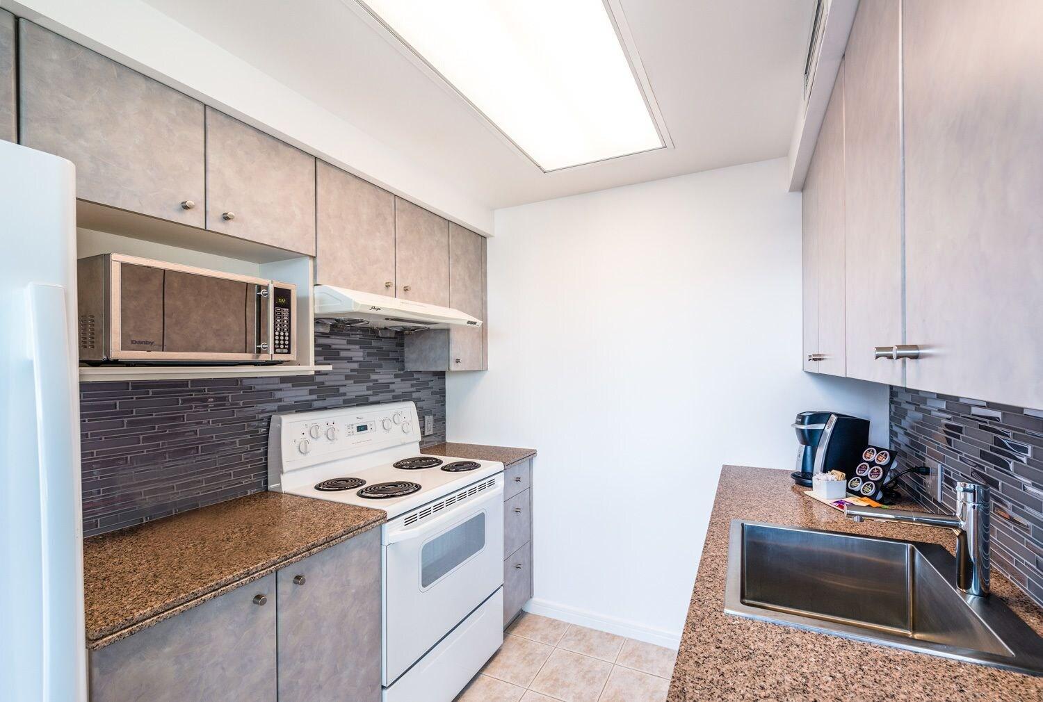 Carmana Hotel & Suites Vancouver Eksteriør bilde