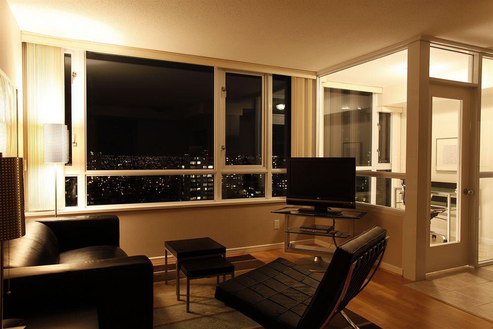 Carmana Hotel & Suites Vancouver Eksteriør bilde