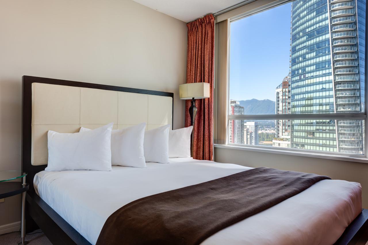Carmana Hotel & Suites Vancouver Eksteriør bilde