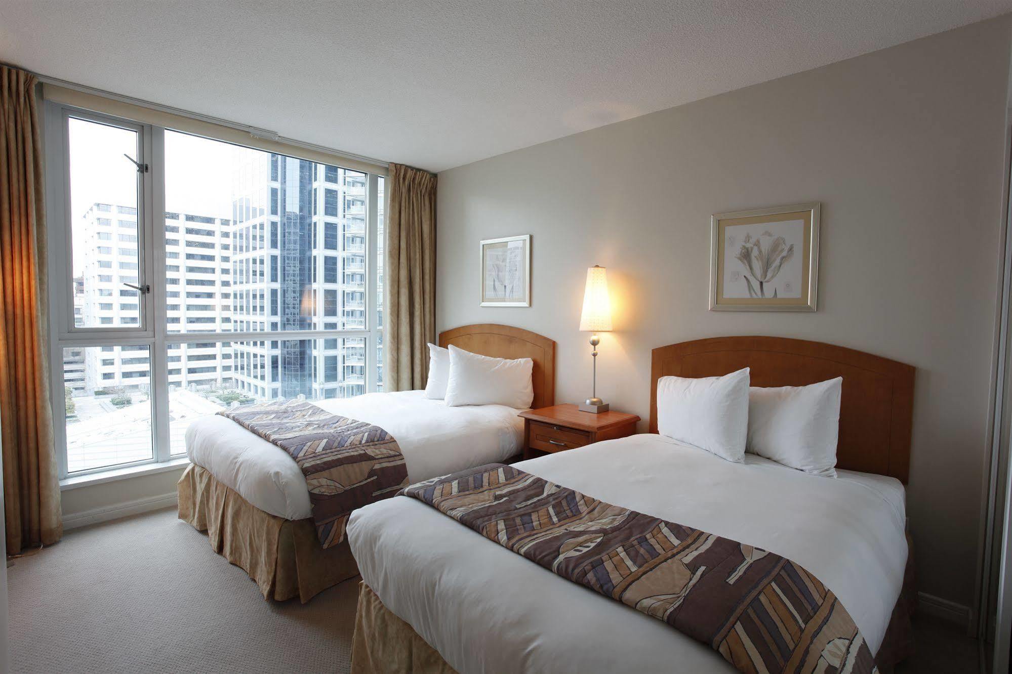 Carmana Hotel & Suites Vancouver Eksteriør bilde