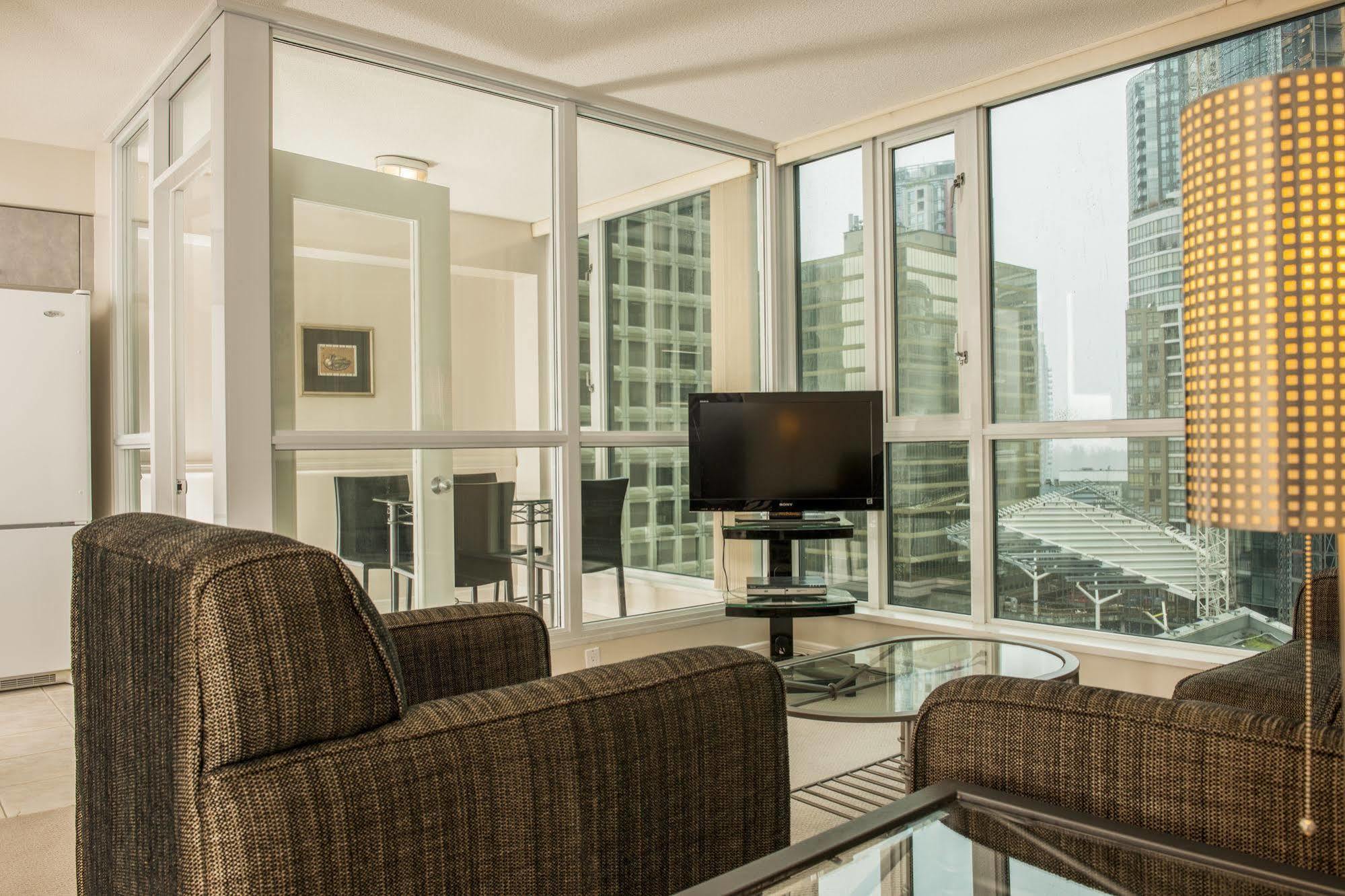 Carmana Hotel & Suites Vancouver Eksteriør bilde